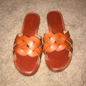American eagle sandals